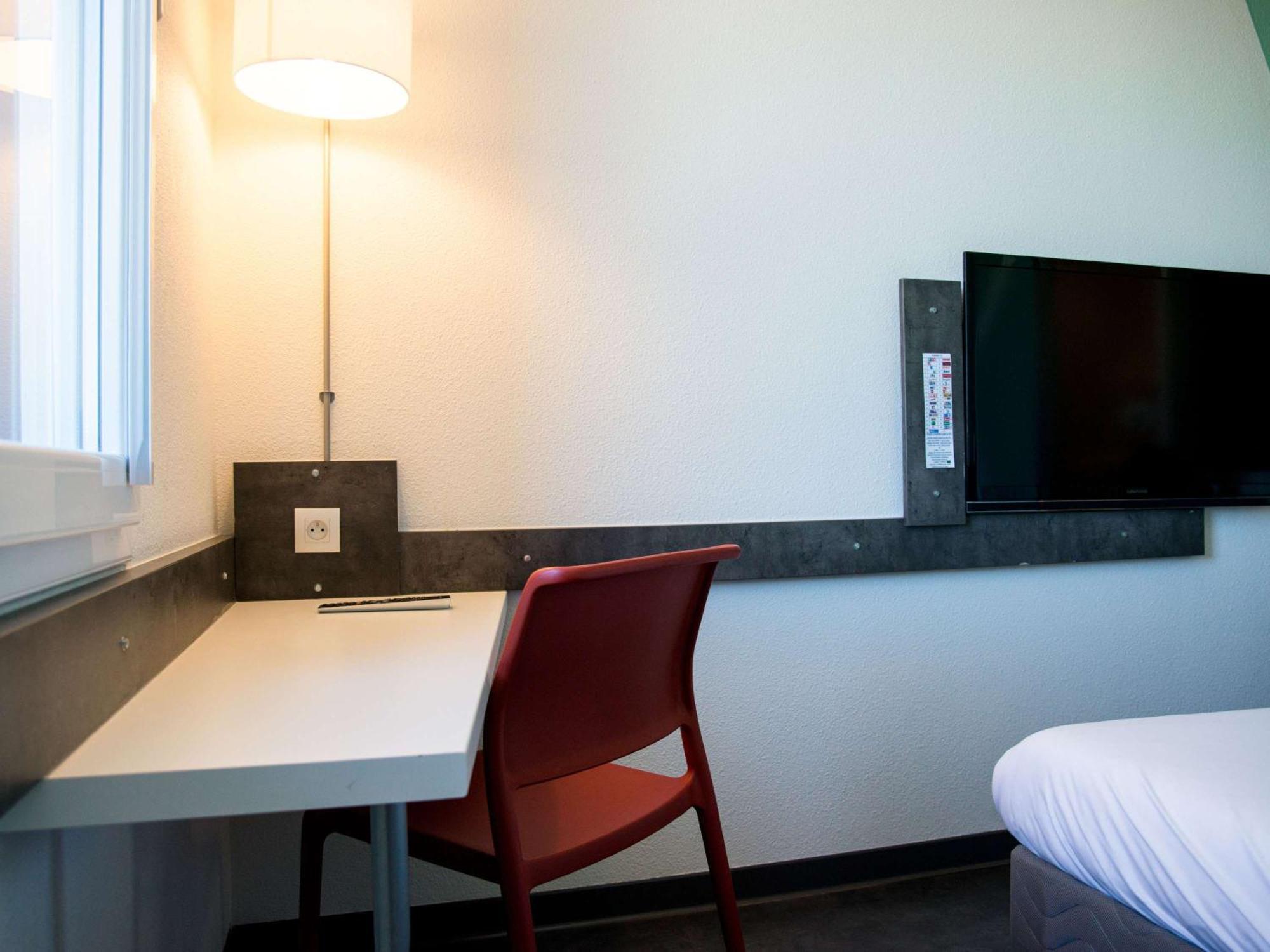 Ibis Budget Archamps Porte De Geneve Εξωτερικό φωτογραφία